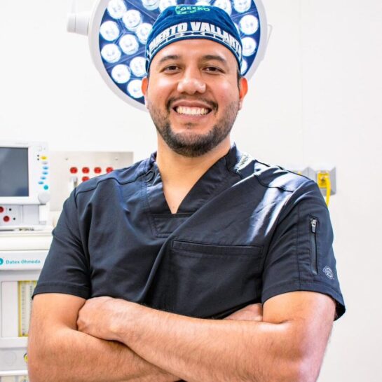 Dr. Juan Landa Mejía Dr. Juan Landa Mejía